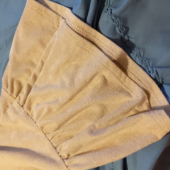 Alya tan top size S - Picture 9 of 9